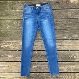 SOLD - Democracy "Ab" Solution Booty Lift  Blue Denim Mid Rise Jeggings Size: 4